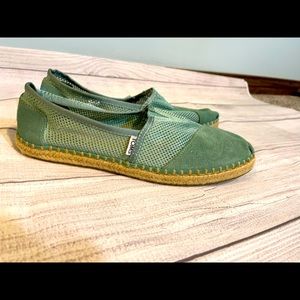 Toms Woman Classic Slip-on Size 9.5